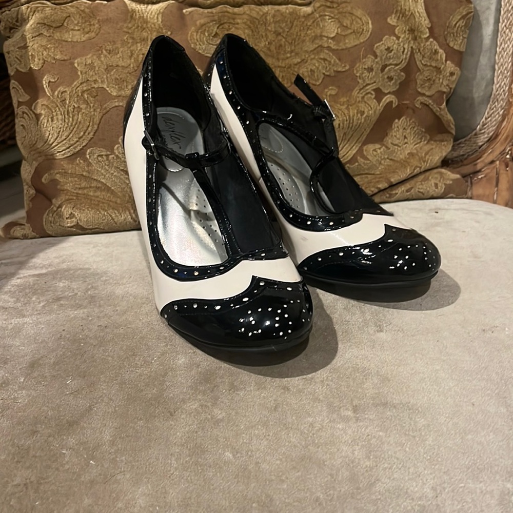 Vintage retro style heels
